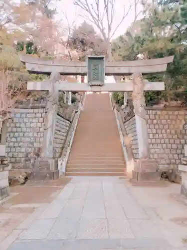 品川神社の鳥居