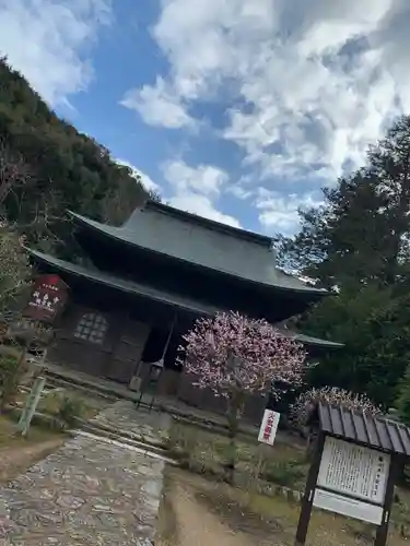 洞春寺の建物その他