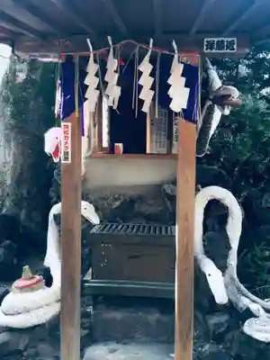 蛇窪神社の末社・摂社