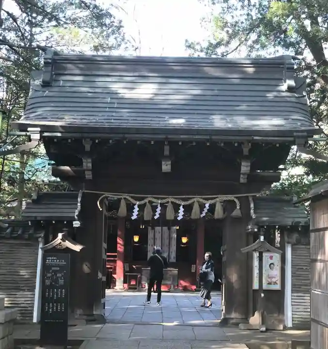 赤坂氷川神社の山門・神門