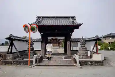 常安寺の山門・神門