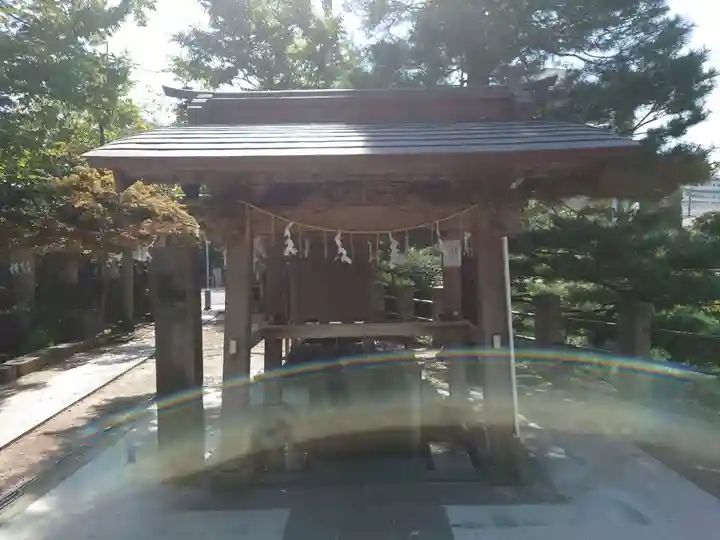 松戸神社の手水舎