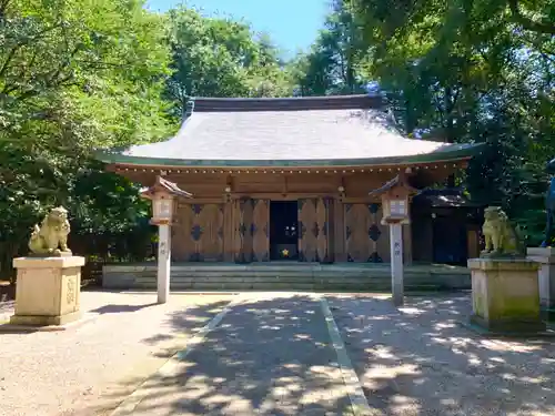 高岡市護国神社の本殿