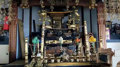 眞久寺六角堂の本殿・本堂