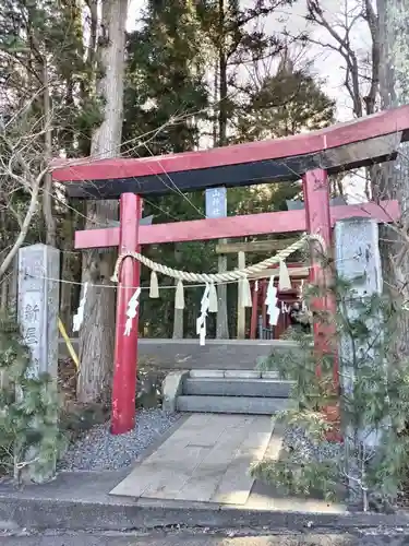 新屋山神社(山梨県)
