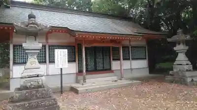 鷹居八幡神社の本殿・本堂