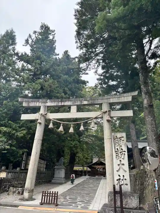 諏訪大社下社春宮(長野県)