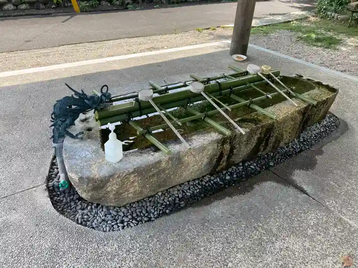 八阪神社の手水舎