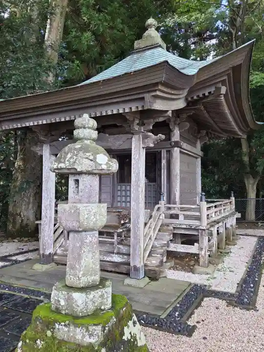 高館義経堂(岩手県)