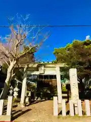 土浦三社神社(水天宮・水神宮・寿寅稲荷神社)の鳥居