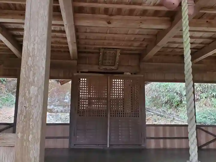 八幡神社の本殿・本堂