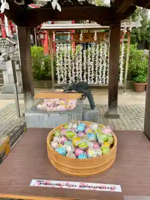 川越八幡宮の{uncategorized: "未分類", other: "その他", undefined: "問題あり", building: "その他建物", grave: "お墓", sacred_gate: "鳥居", guardian: "狛犬", statue: "像", buddha: "仏像", history: "歴史", nature: "自然", garden: "庭園", animal: "動物", pagoda: "塔", temizu: "手水舎", mountain_gate: "山門・神門", sanctuary: "本殿・本堂", subordinate: "末社・摂社", art: "芸術", scenery: "景色", jizo: "地蔵", ema: "絵馬", goshuin: "御朱印", omikuji: "おみくじ", items: "授与品その他", amulet: "お守り", goshuincho: "御朱印帳", eats: "食事", festival: "お祭り", votive_dance: "神楽", shichigosan: "七五三参", wedding: "結婚式", experience: "体験その他", initially: "初詣", around: "周辺", anti_infection: "感染症対策"}