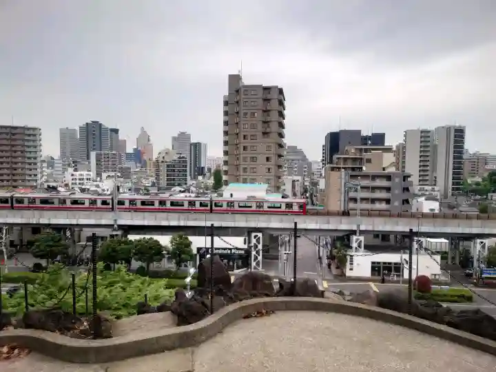 品川神社の{uncategorized: "未分類", other: "その他", undefined: "問題あり", building: "その他建物", grave: "お墓", sacred_gate: "鳥居", guardian: "狛犬", statue: "像", buddha: "仏像", history: "歴史", nature: "自然", garden: "庭園", animal: "動物", pagoda: "塔", temizu: "手水舎", mountain_gate: "山門・神門", sanctuary: "本殿・本堂", subordinate: "末社・摂社", art: "芸術", scenery: "景色", jizo: "地蔵", ema: "絵馬", goshuin: "御朱印", omikuji: "おみくじ", items: "授与品その他", amulet: "お守り", goshuincho: "御朱印帳", eats: "食事", festival: "お祭り", votive_dance: "神楽", shichigosan: "七五三参", wedding: "結婚式", experience: "体験その他", initially: "初詣", around: "周辺", anti_infection: "感染症対策"}