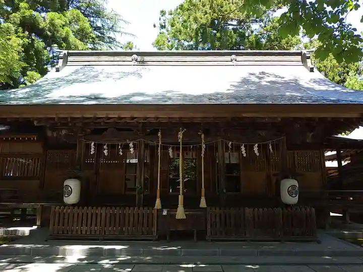 蠶養國神社の本殿・本堂