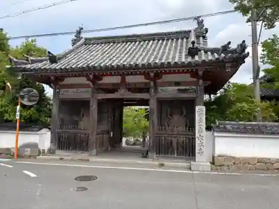 穴太寺の山門・神門