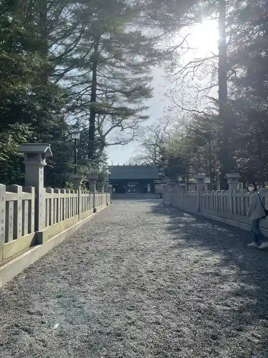 千歳神社の山門・神門
