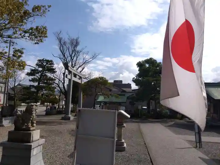 杉杜白髭神社(福井県)