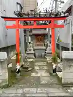 稲荷神社の{uncategorized: "未分類", other: "その他", undefined: "問題あり", building: "その他建物", grave: "お墓", sacred_gate: "鳥居", guardian: "狛犬", statue: "像", buddha: "仏像", history: "歴史", nature: "自然", garden: "庭園", animal: "動物", pagoda: "塔", temizu: "手水舎", mountain_gate: "山門・神門", sanctuary: "本殿・本堂", subordinate: "末社・摂社", art: "芸術", scenery: "景色", jizo: "地蔵", ema: "絵馬", goshuin: "御朱印", omikuji: "おみくじ", items: "授与品その他", amulet: "お守り", goshuincho: "御朱印帳", eats: "食事", festival: "お祭り", votive_dance: "神楽", shichigosan: "七五三参", wedding: "結婚式", experience: "体験その他", initially: "初詣", around: "周辺", anti_infection: "感染症対策"}