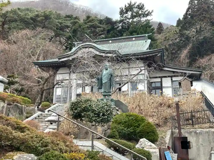 妙心寺の{uncategorized: "未分類", other: "その他", undefined: "問題あり", building: "その他建物", grave: "お墓", sacred_gate: "鳥居", guardian: "狛犬", statue: "像", buddha: "仏像", history: "歴史", nature: "自然", garden: "庭園", animal: "動物", pagoda: "塔", temizu: "手水舎", mountain_gate: "山門・神門", sanctuary: "本殿・本堂", subordinate: "末社・摂社", art: "芸術", scenery: "景色", jizo: "地蔵", ema: "絵馬", goshuin: "御朱印", omikuji: "おみくじ", items: "授与品その他", amulet: "お守り", goshuincho: "御朱印帳", eats: "食事", festival: "お祭り", votive_dance: "神楽", shichigosan: "七五三参", wedding: "結婚式", experience: "体験その他", initially: "初詣", around: "周辺", anti_infection: "感染症対策"}
