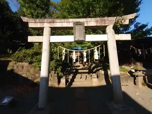 八雲神社(緑町)の鳥居