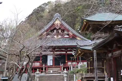 那古寺の本殿・本堂