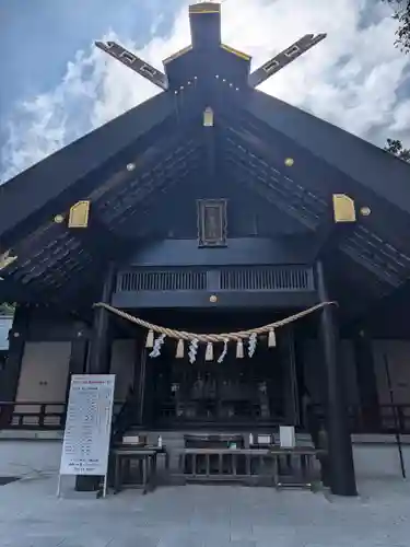 千歳神社の本殿