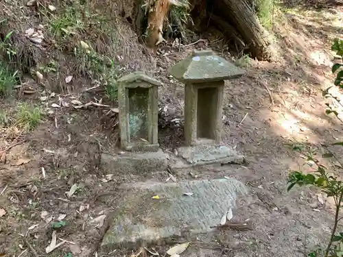 熊野神社の末社