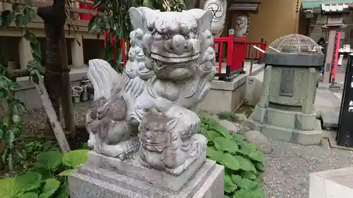 矢先稲荷神社の狛犬