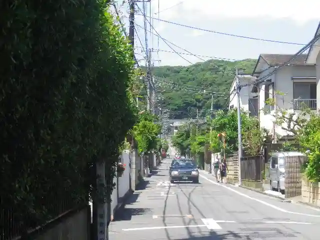 高徳院の周辺