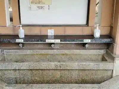 三輪神社の手水舎