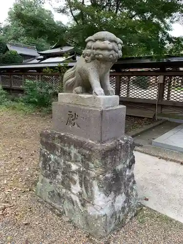 須賀神社の狛犬