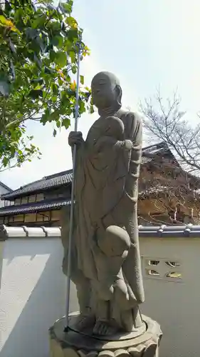 広源寺の地蔵