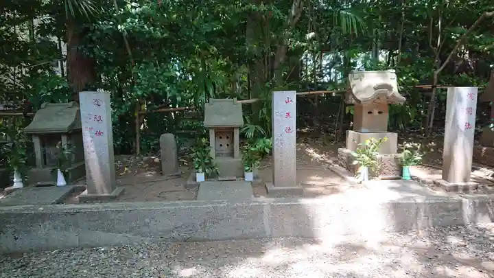 座間神社の末社・摂社