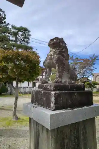 飛騨総社の狛犬