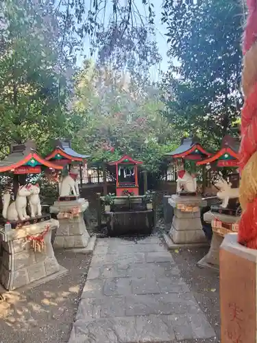 冠稲荷神社の末社