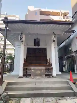 妻戀神社の{uncategorized: "未分類", other: "その他", undefined: "問題あり", building: "その他建物", grave: "お墓", sacred_gate: "鳥居", guardian: "狛犬", statue: "像", buddha: "仏像", history: "歴史", nature: "自然", garden: "庭園", animal: "動物", pagoda: "塔", temizu: "手水舎", mountain_gate: "山門・神門", sanctuary: "本殿・本堂", subordinate: "末社・摂社", art: "芸術", scenery: "景色", jizo: "地蔵", ema: "絵馬", goshuin: "御朱印", omikuji: "おみくじ", items: "授与品その他", amulet: "お守り", goshuincho: "御朱印帳", eats: "食事", festival: "お祭り", votive_dance: "神楽", shichigosan: "七五三参", wedding: "結婚式", experience: "体験その他", initially: "初詣", around: "周辺", anti_infection: "感染症対策"}