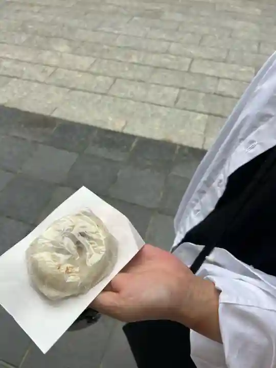 太宰府天満宮の{uncategorized: "未分類", other: "その他", undefined: "問題あり", building: "その他建物", grave: "お墓", sacred_gate: "鳥居", guardian: "狛犬", statue: "像", buddha: "仏像", history: "歴史", nature: "自然", garden: "庭園", animal: "動物", pagoda: "塔", temizu: "手水舎", mountain_gate: "山門・神門", sanctuary: "本殿・本堂", subordinate: "末社・摂社", art: "芸術", scenery: "景色", jizo: "地蔵", ema: "絵馬", goshuin: "御朱印", omikuji: "おみくじ", items: "授与品その他", amulet: "お守り", goshuincho: "御朱印帳", eats: "食事", festival: "お祭り", votive_dance: "神楽", shichigosan: "七五三参", wedding: "結婚式", experience: "体験その他", initially: "初詣", around: "周辺", anti_infection: "感染症対策"}