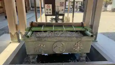 宇都宮二荒山神社の{uncategorized: "未分類", other: "その他", undefined: "問題あり", building: "その他建物", grave: "お墓", sacred_gate: "鳥居", guardian: "狛犬", statue: "像", buddha: "仏像", history: "歴史", nature: "自然", garden: "庭園", animal: "動物", pagoda: "塔", temizu: "手水舎", mountain_gate: "山門・神門", sanctuary: "本殿・本堂", subordinate: "末社・摂社", art: "芸術", scenery: "景色", jizo: "地蔵", ema: "絵馬", goshuin: "御朱印", omikuji: "おみくじ", items: "授与品その他", amulet: "お守り", goshuincho: "御朱印帳", eats: "食事", festival: "お祭り", votive_dance: "神楽", shichigosan: "七五三参", wedding: "結婚式", experience: "体験その他", initially: "初詣", around: "周辺", anti_infection: "感染症対策"}