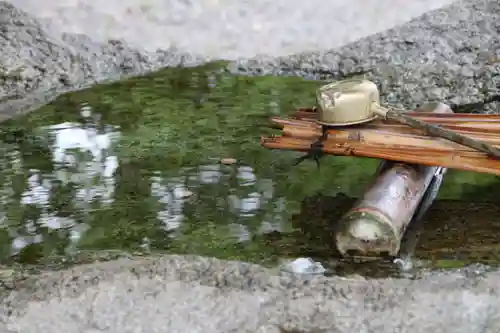 王宮伊豆神社の手水舎