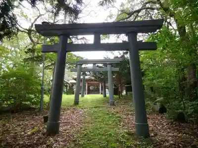 権現山内浦神社の鳥居