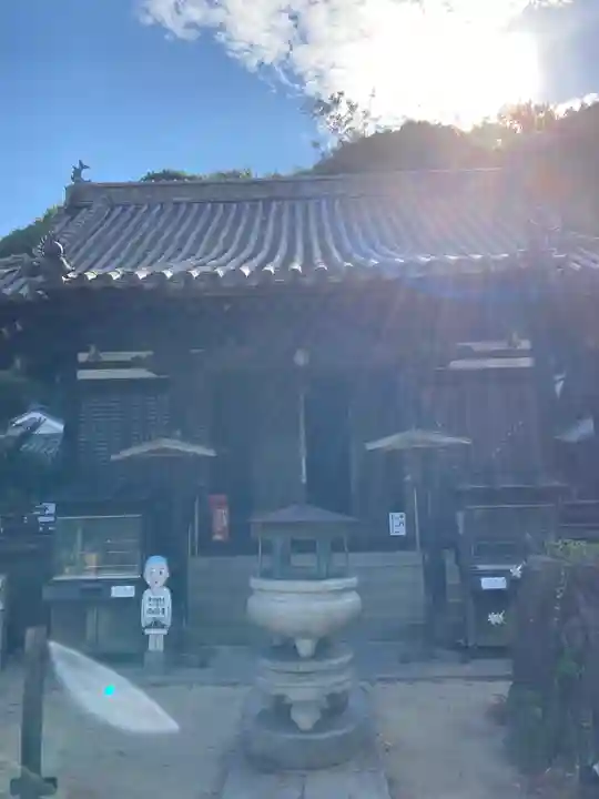 西国寺の本殿・本堂