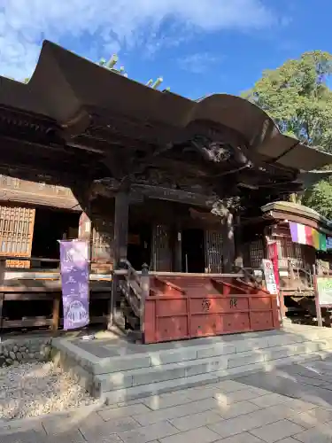 深大寺の{uncategorized: "未分類", other: "その他", undefined: "問題あり", building: "その他建物", grave: "お墓", sacred_gate: "鳥居", guardian: "狛犬", statue: "像", buddha: "仏像", history: "歴史", nature: "自然", garden: "庭園", animal: "動物", pagoda: "塔", temizu: "手水舎", mountain_gate: "山門・神門", sanctuary: "本殿・本堂", subordinate: "末社・摂社", art: "芸術", scenery: "景色", jizo: "地蔵", ema: "絵馬", goshuin: "御朱印", omikuji: "おみくじ", items: "授与品その他", amulet: "お守り", goshuincho: "御朱印帳", eats: "食事", festival: "お祭り", votive_dance: "神楽", shichigosan: "七五三参", wedding: "結婚式", experience: "体験その他", initially: "初詣", around: "周辺", anti_infection: "感染症対策"}