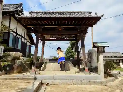 勝岡八幡神社の手水舎
