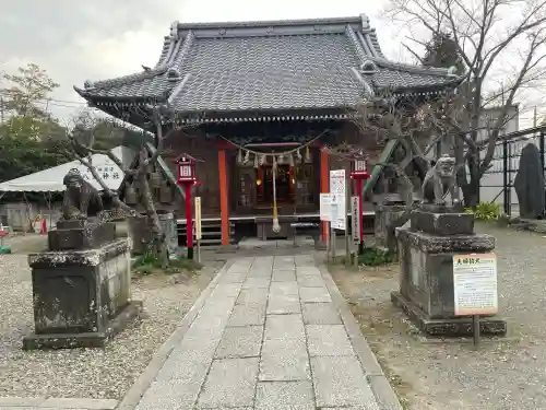 龍ケ崎八坂神社の{uncategorized: "未分類", other: "その他", undefined: "問題あり", building: "その他建物", grave: "お墓", sacred_gate: "鳥居", guardian: "狛犬", statue: "像", buddha: "仏像", history: "歴史", nature: "自然", garden: "庭園", animal: "動物", pagoda: "塔", temizu: "手水舎", mountain_gate: "山門・神門", sanctuary: "本殿・本堂", subordinate: "末社・摂社", art: "芸術", scenery: "景色", jizo: "地蔵", ema: "絵馬", goshuin: "御朱印", omikuji: "おみくじ", items: "授与品その他", amulet: "お守り", goshuincho: "御朱印帳", eats: "食事", festival: "お祭り", votive_dance: "神楽", shichigosan: "七五三参", wedding: "結婚式", experience: "体験その他", initially: "初詣", around: "周辺", anti_infection: "感染症対策"}
