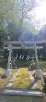 熊野神社の{uncategorized: "未分類", other: "その他", undefined: "問題あり", building: "その他建物", grave: "お墓", sacred_gate: "鳥居", guardian: "狛犬", statue: "像", buddha: "仏像", history: "歴史", nature: "自然", garden: "庭園", animal: "動物", pagoda: "塔", temizu: "手水舎", mountain_gate: "山門・神門", sanctuary: "本殿・本堂", subordinate: "末社・摂社", art: "芸術", scenery: "景色", jizo: "地蔵", ema: "絵馬", goshuin: "御朱印", omikuji: "おみくじ", items: "授与品その他", amulet: "お守り", goshuincho: "御朱印帳", eats: "食事", festival: "お祭り", votive_dance: "神楽", shichigosan: "七五三参", wedding: "結婚式", experience: "体験その他", initially: "初詣", around: "周辺", anti_infection: "感染症対策"}