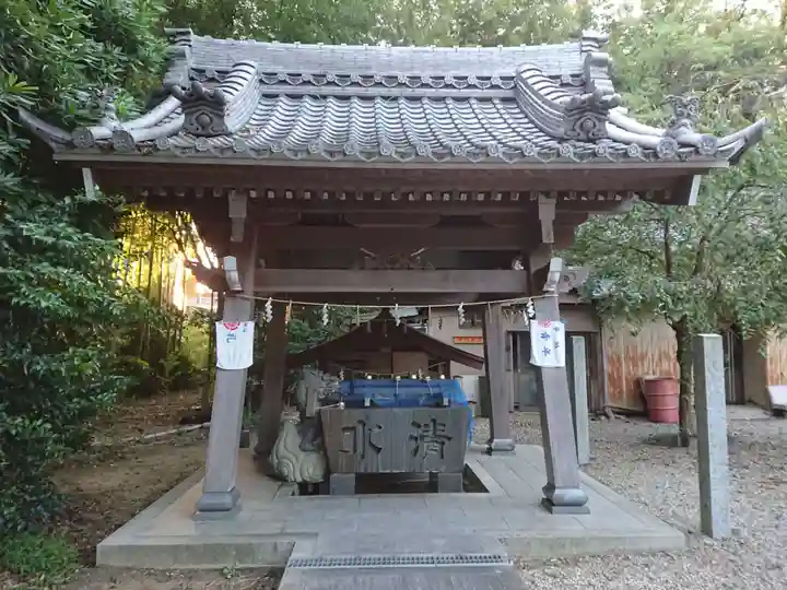 小池神社の手水舎