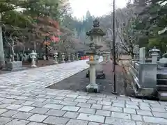 高野山金剛峯寺奥の院の建物その他