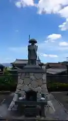 観音寺の像