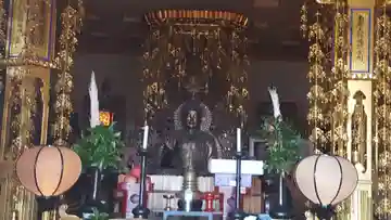 開白寺の本殿・本堂
