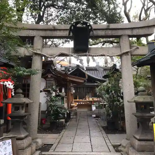 若一神社の鳥居